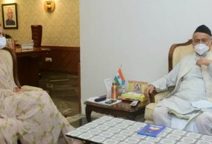 Kangana Ranaut meets Governor Bhagat Singh Koshyari