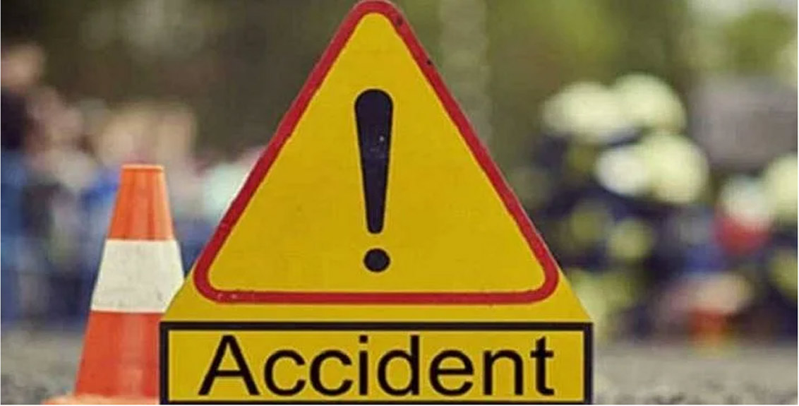 10 to 12 laborers seriously injured in a tragic accident on Palghar-Manor road