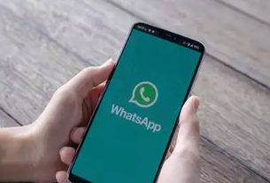 Schedule messages on WhatsApp