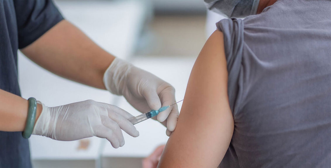 The corona vaccine will be given to all citizens over the age of 45 from April 1