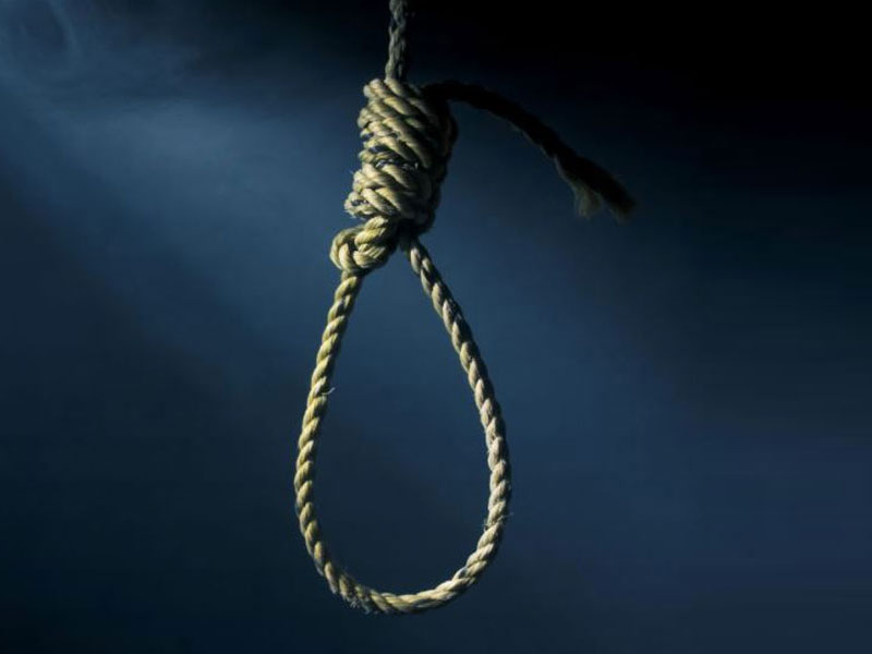 Woman dies while pretending to hang herself to scare husband