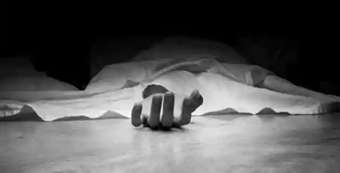Husband dies of corona, woman commits suicide with three-year-old child