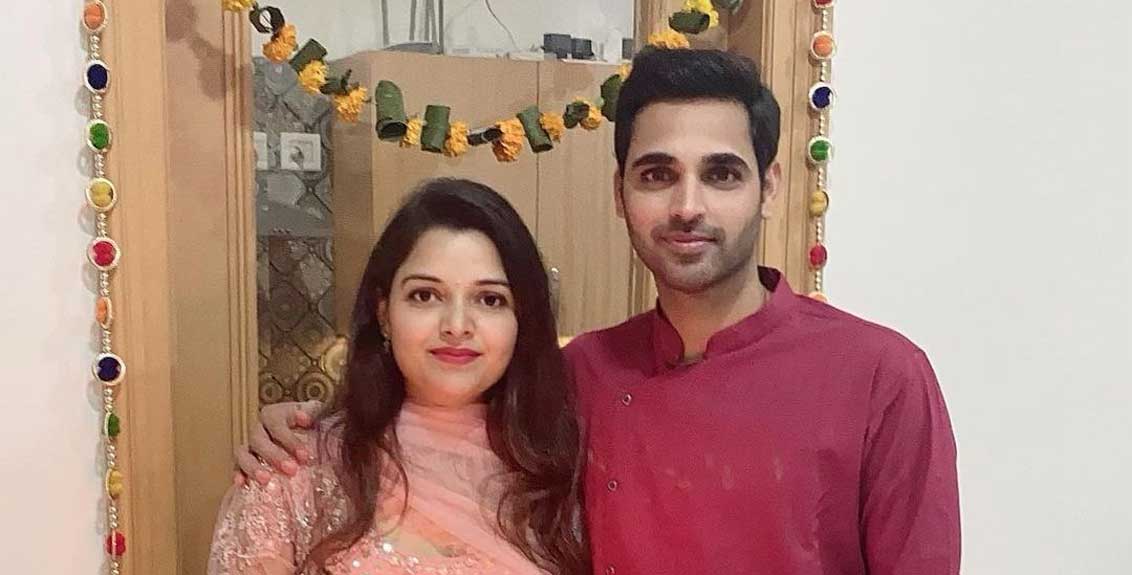 Bhuvneshwar Kumar And His Wife in Quarantine After COVID-19 Symptoms
