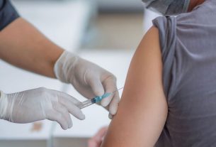 Free vaccines for everyone over 18 from tomorrow new guidelines explained