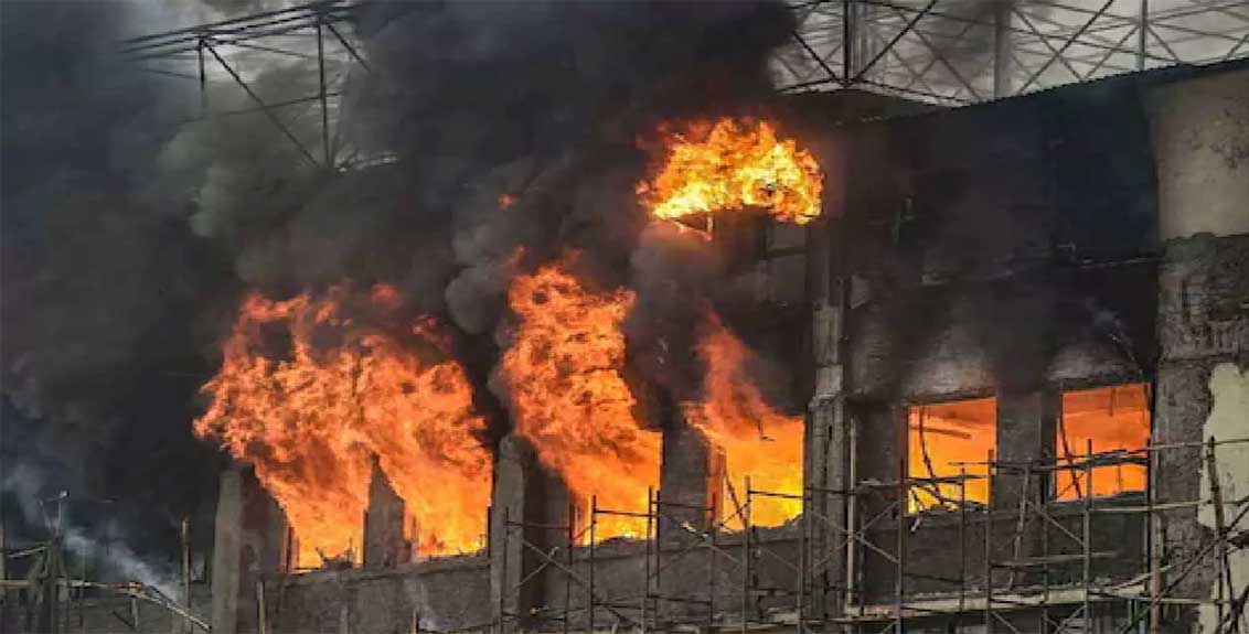 6 Workers Killed in Blast After Blaze in Chemical Factory in Bharuch