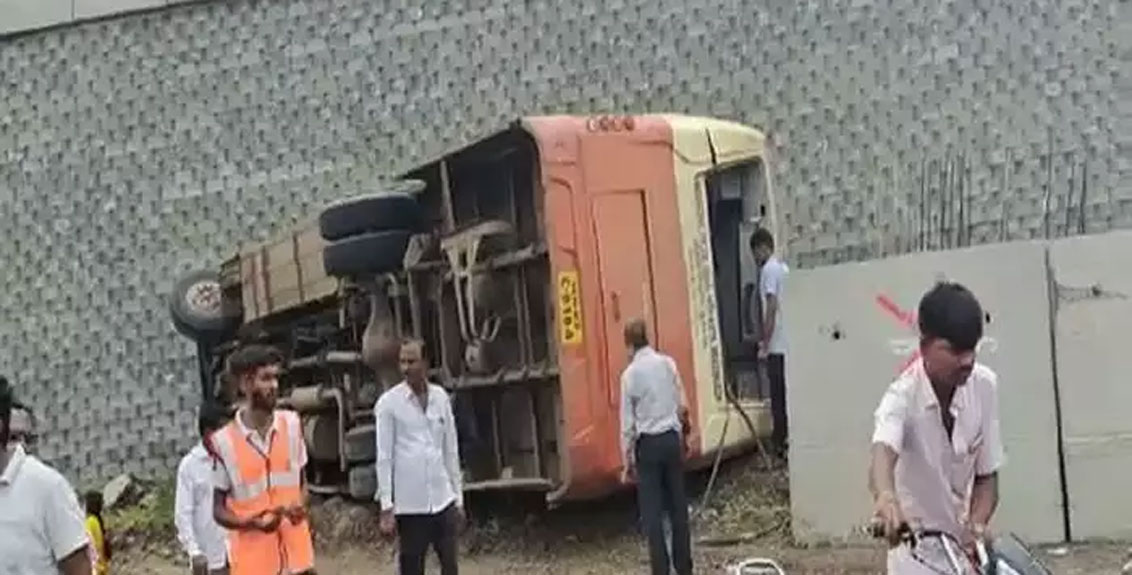 Solapur St Bus Accident: More Than 35 Passengers Were Injured