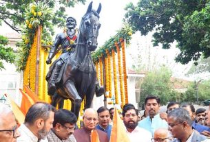 Equestrian statue of Chhatrapati Shivaji Maharaj left from Raj Bhavan to be erected at Kupwara (Jammu and Kashmir)
