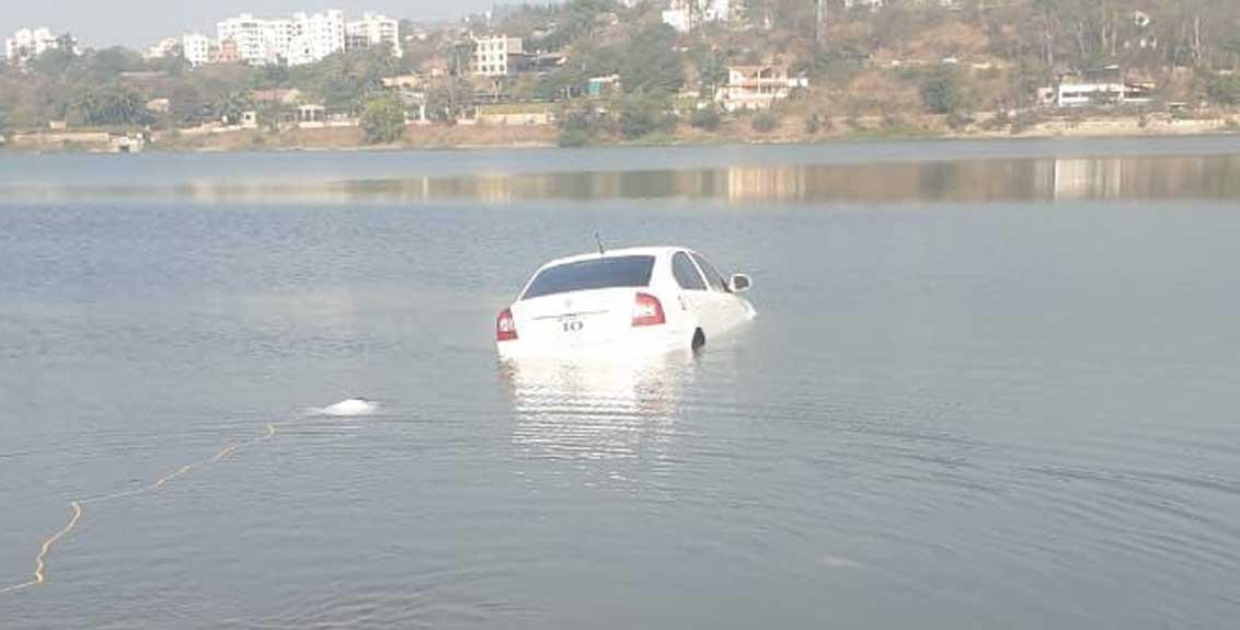 Pune: Body of a person found in a submerged car in Manas Lake