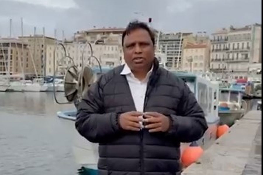 The song ‘Anadi Me… Anant Me’… won the first ‘Chhatrapati Sambhaji Maharaj Rajya Prerna Geet’ award.