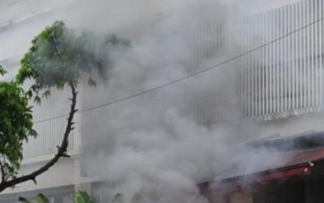 Fire breaks out in Sarova Complex building in Kandivali