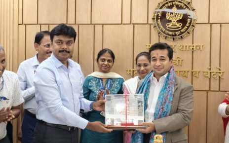 Officers and employees should work together to modernize the Maharashtra Maritime Board – Minister Nitesh Rane