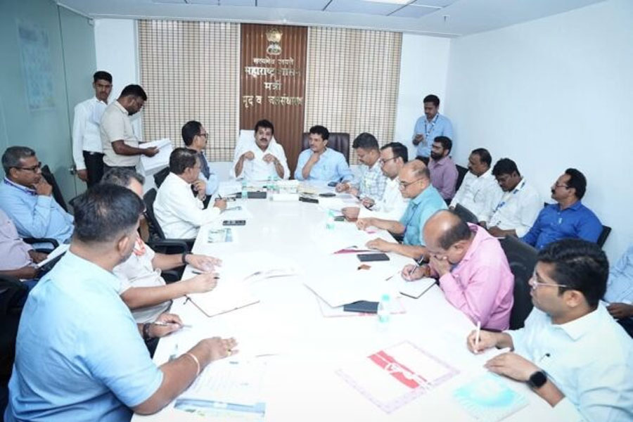 Sanjay Rathod Reviews Water Conservation Projects